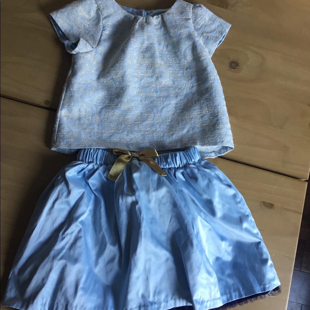 Girls beautiful blue outfit